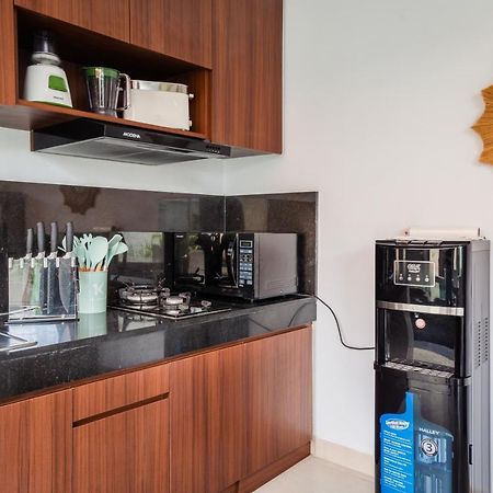 Cosy And Cheerful 2 Bedroom Villa 5Mins To Finns Canggu Esterno foto