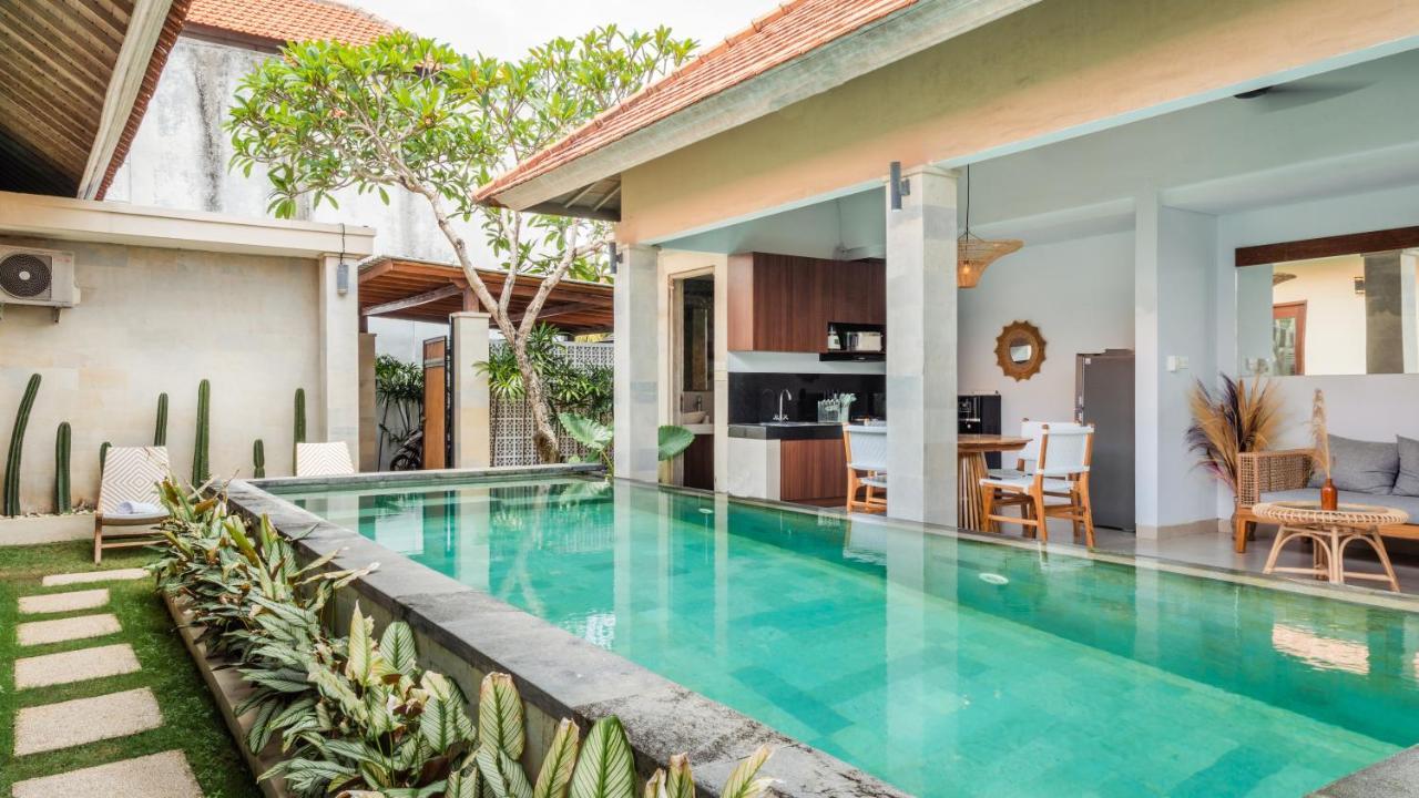 Cosy And Cheerful 2 Bedroom Villa 5Mins To Finns Canggu Esterno foto